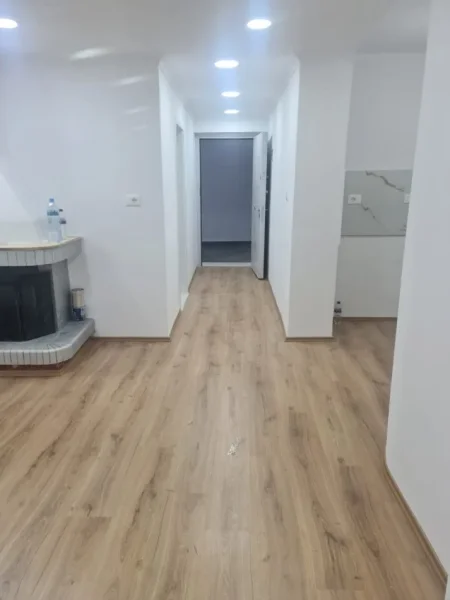 Tirane, shitet apartament 2+1+Aneks+Ballkon Kati 5, 72 m² 165.000 € (Stadiumi Dinamo)