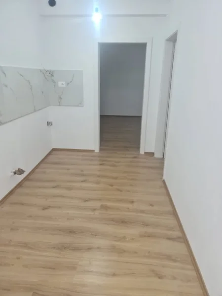 Tirane, shitet apartament 2+1+Aneks+Ballkon Kati 5, 72 m² 165.000 € (Stadiumi Dinamo)