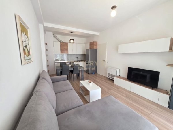 Tirane, jepet me qera apartament 2+1+Aneks+Ballkon Kati 2, 86 m² 750 € (Rr. Muhamet Gjollesha)