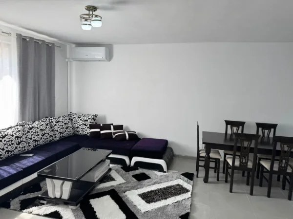 Tirane, jepet me qera apartament 2+1+Ballkon Kati 7, 100 m² 700 € (teodor keko)
