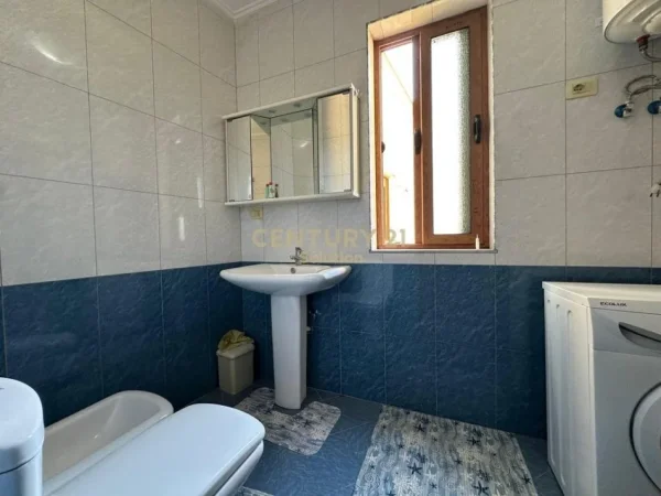 Tirane, jepet me qera apartament Kati 9, 132 m² 600 € (Astir)