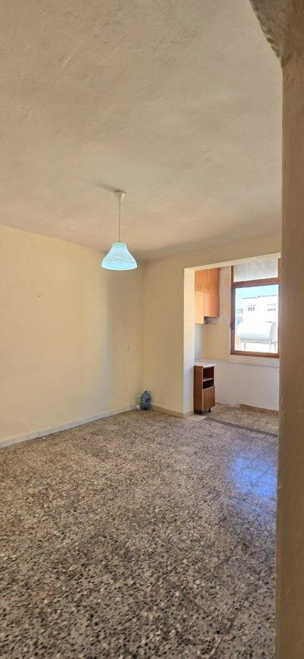 Tirane, shes apartament 1+1+Ballkon Kati 4, 59 m² 125.000 € (kongresi i lushnjes)