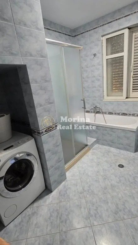 Tirane, jepet me qera apartament duplex Dublex Kati 2, 140 m² 700 € (Qytet Studenti)
