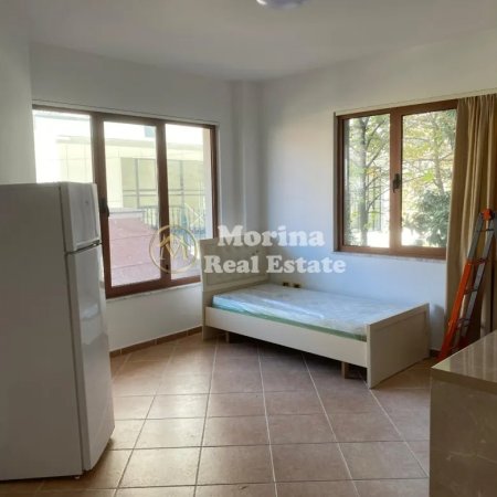 Tirane, jepet me qera ambjent biznesi Kati 1, 100 m² 600 € (Xhamlliku)
