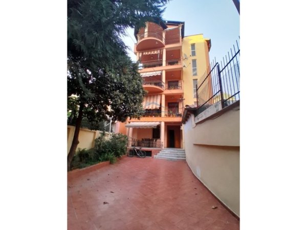 Tirane, Qera Vile 5-kateshe Kati 0, 287 m² (BRRYLI)