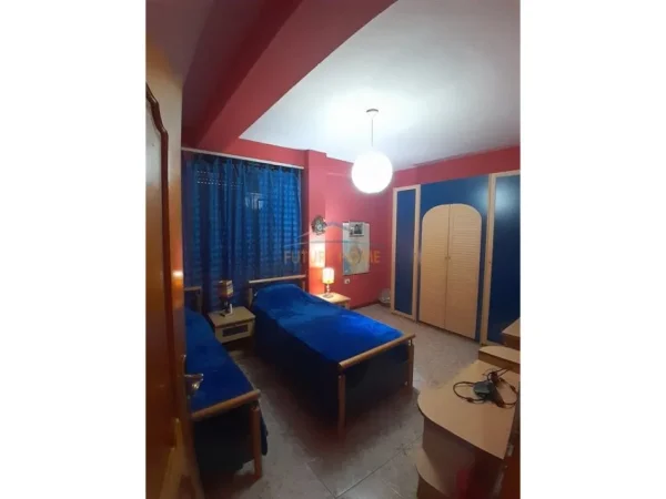 Tirane, Qera Vile 5-kateshe Kati 0, 287 m² (BRRYLI)