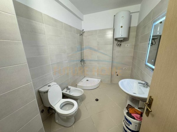 Tirane, shitet apartament 1+1 Kati 5, 73 m² 109.000 € 