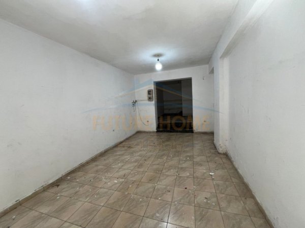 Tirane, shitet ambjent biznesi Kati 0, 52 m² 100.000 € (Rruga Ferit Xhajko)