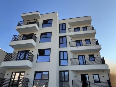 Tirane, shitet apartament 1+1 , 55 m² 91.443 € (Ali Demi)