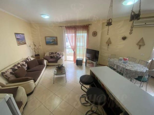 Shkembi Kavajes, shitet apartament 2+1+BLK Kati 4, 90 m²