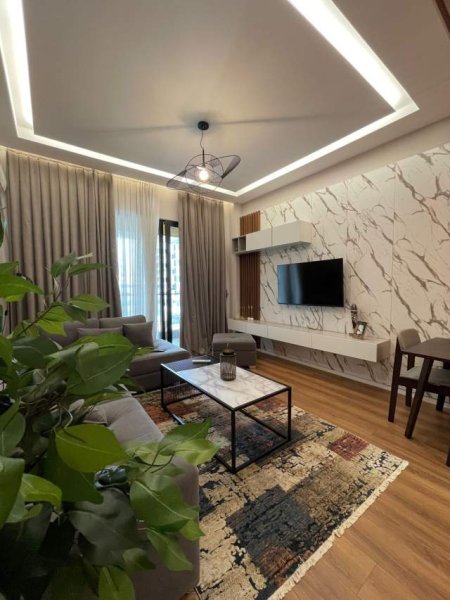 Tirane, jepet me qera apartament 1+1+BLK Kati 3, 79 m² 800 Euro (Rruga e Kavajes)