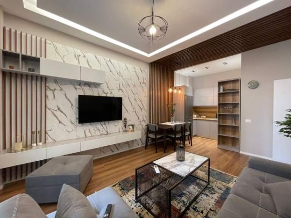 Tirane, jepet me qera apartament 1+1+BLK Kati 3, 79 m² 800 Euro (Rruga e Kavajes)