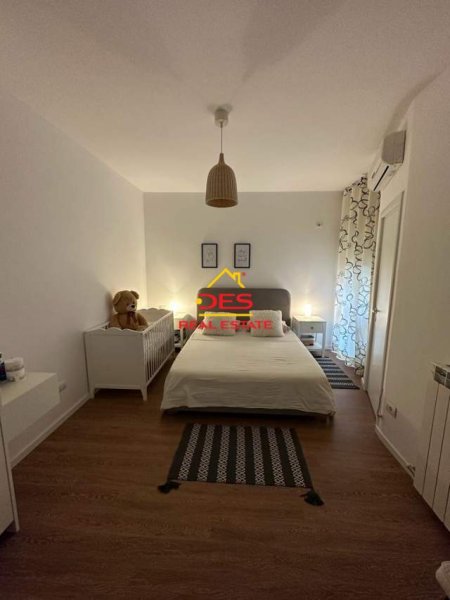 Vlore, jepet me qera apartament Kati 4, 80 m² 600 Euro (Rruga Murat Terbaci)