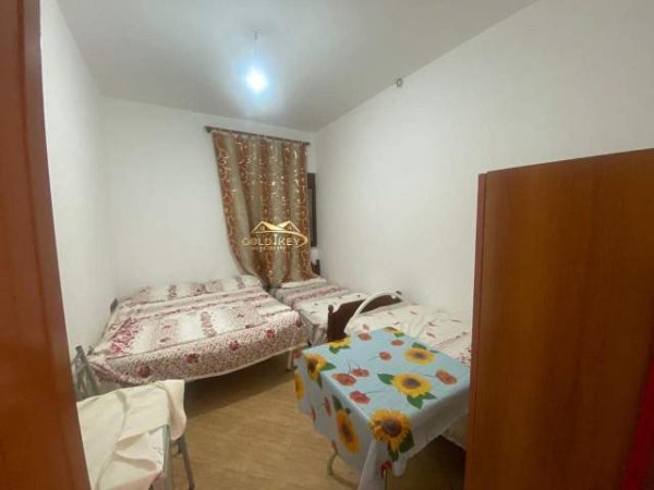Durres, jepet me qera Vile 5+1 Kati 4, 235 m² 2.300 Euro (Plazh)