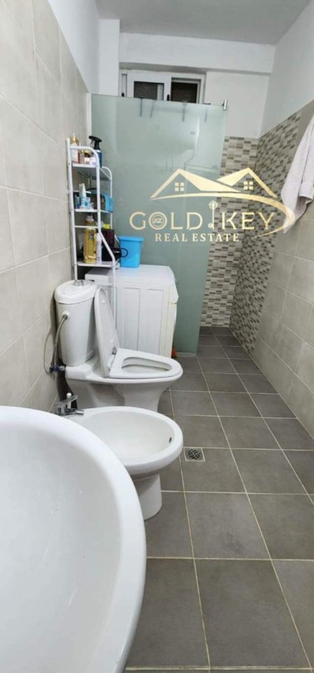 Durres, jepet me qera apartament 1+1+BLK Kati 3, 67 m² 300 Euro (Plazh, Durres)