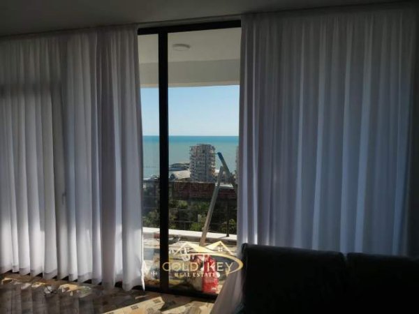 Durres, jepet me qera apartament 2+1+BLK Kati 3, 115 m² 900 Euro (Vila Zogut)