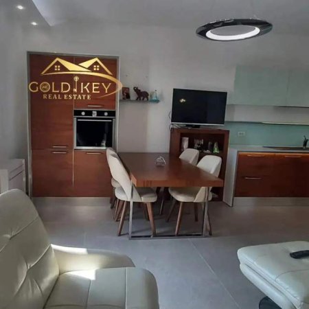 Durres, jepet me qera apartament 2+1+BLK Kati 7, 100 m² 450 Euro (Qender,Durres)