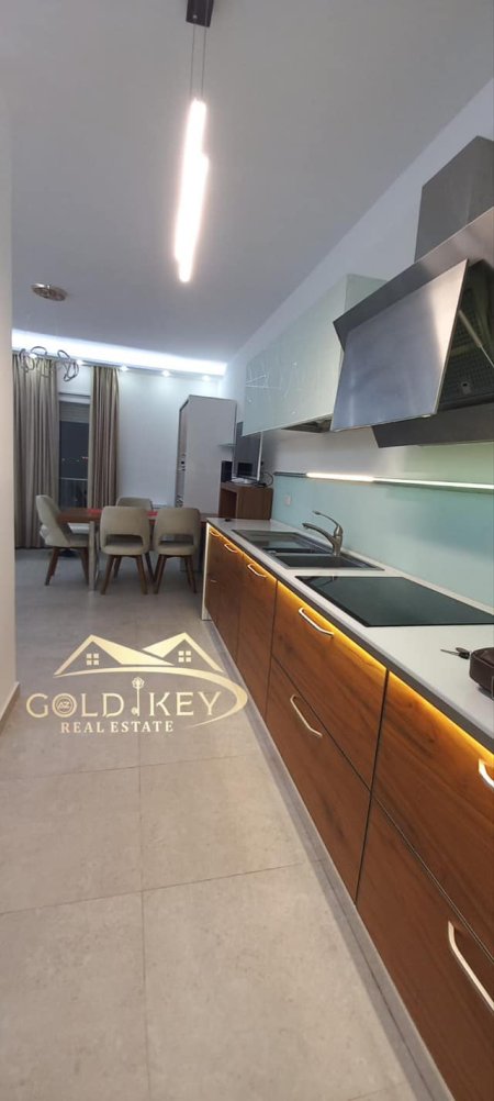 Durres, jepet me qera apartament 2+1+BLK Kati 7, 100 m² 450 Euro (Qender,Durres)