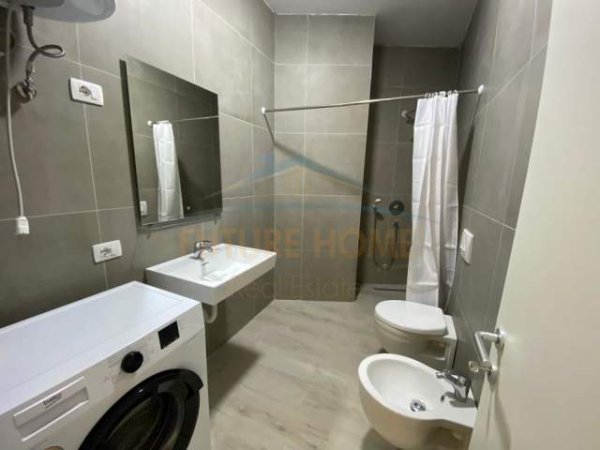 Tirane, jepet me qera apartament 1+1 Kati 6, 68 m² 450 Euro (Rruga e Barrikadave)