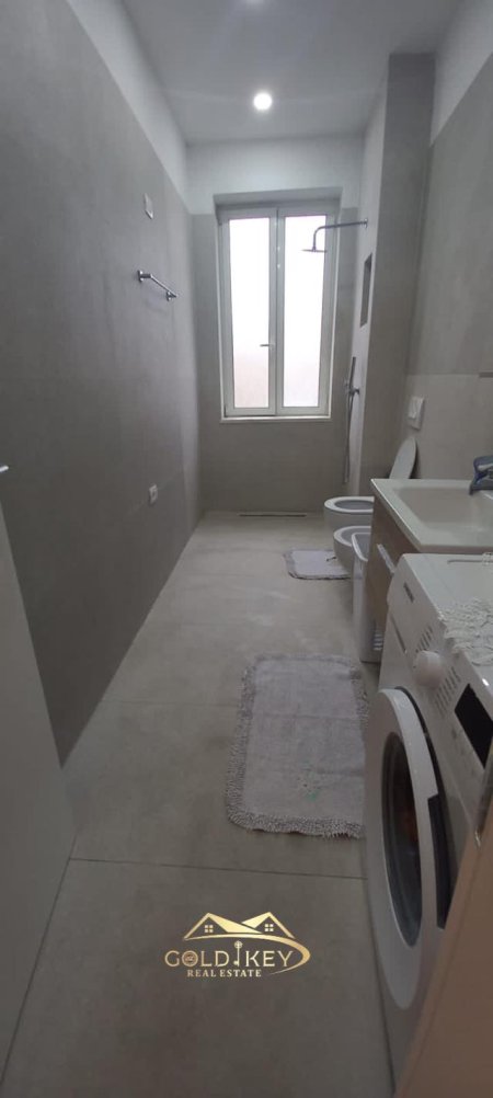 Durres, jepet me qera apartament 1+1+BLK Kati 2, 72 m²  (Vollga)