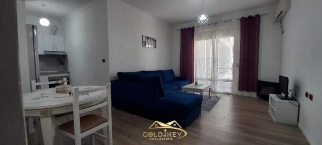 Durres, jepet me qera apartament 1+1+BLK Kati 3, 350 Euro (Rrota Kuqe,Plazh)