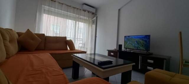 Plazh-Durres, jepet me qera apartament 1+1+BLK Kati 3, 40 Euro (Prane Hotel Palace,Durres)