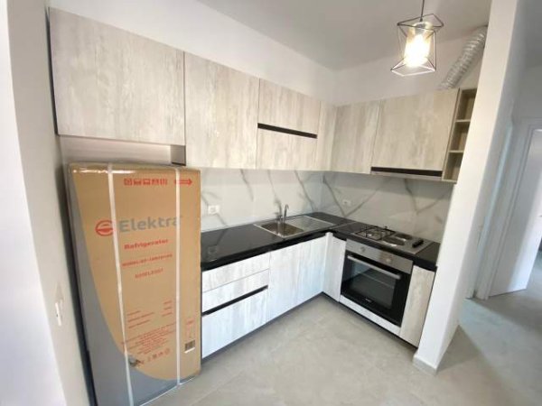 Tirane, jepet me qera apartament 2+1+BLK Kati 9, 88 m² 450 Euro (Rruga Don Bosko Tiranë,Shqipëria)