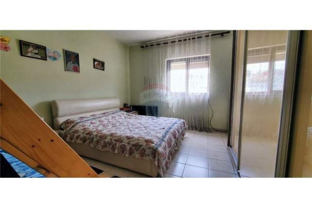 Tirane, shitet apartament 2+1+BLK Kati 8, 132 m² 129.000 Euro (Komuna e Parisit)