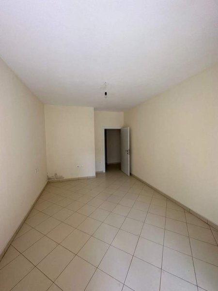 Tirane, shitet apartament 2+1+BLK Kati 3, 68 m² 74.000 Euro (Astir)