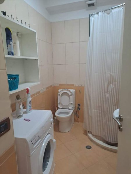 Tirane, jepet me qera apartament 2+1+A+BLK Kati 13, 90 m² 700 Euro