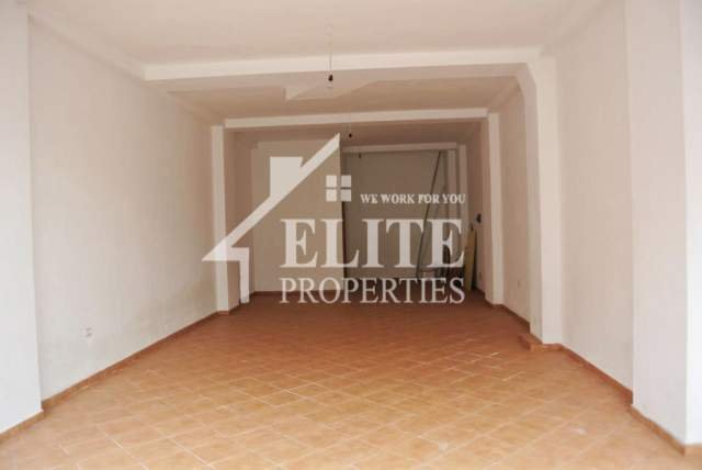 Tirane, jepet me qera zyre Kati 1, 76 m² 40.000 Leke (Ministria e Jashtme)
