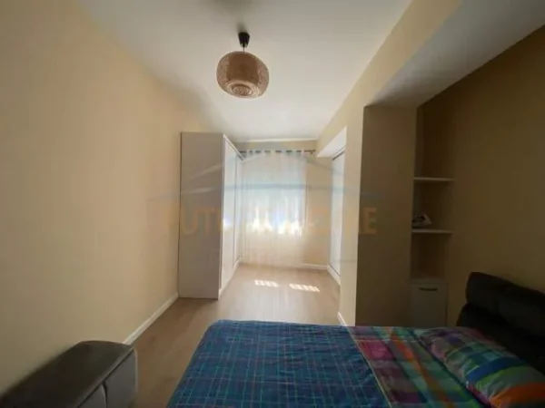 Durres, jepet me qera apartament 1+1+BLK Kati 4, 72 m² 500 Euro (Iliria)