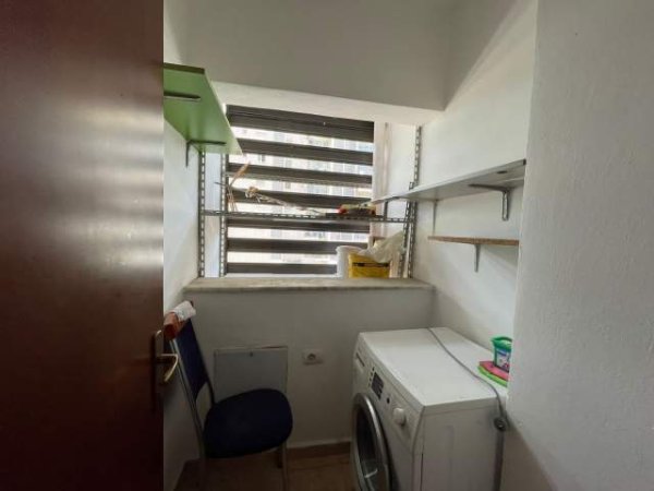 Tirane, jepet me qera apartament 2+1+BLK Kati 3, 100 m² 450 Euro (Fusha e aviacionit)