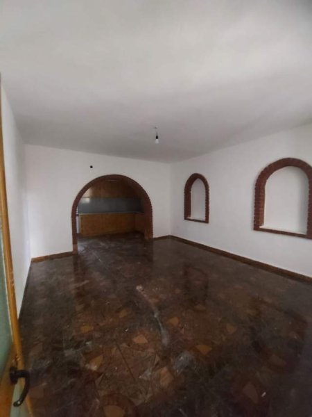 Tirane, jepet me qera apartament 2+1 Kati 0, 130 m² 370 Euro (Pandi Dardha)
