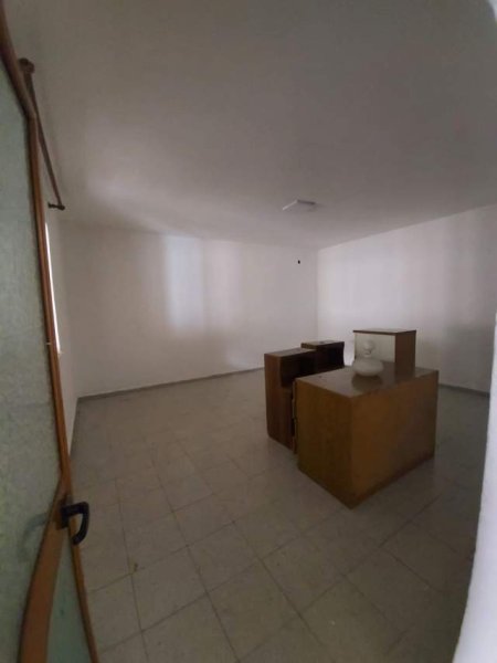Tirane, jepet me qera apartament 2+1 Kati 0, 130 m² 370 Euro (Pandi Dardha)