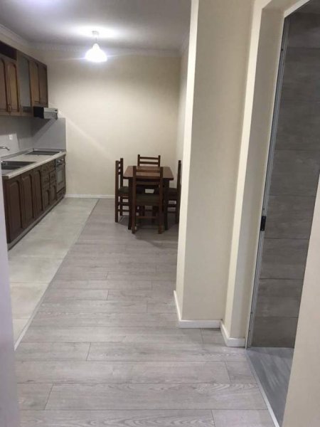 Tirane, jepet me qera garazh 1+1 Kati 1, 70 m² 350 Euro (rruga Todi Shkurti)