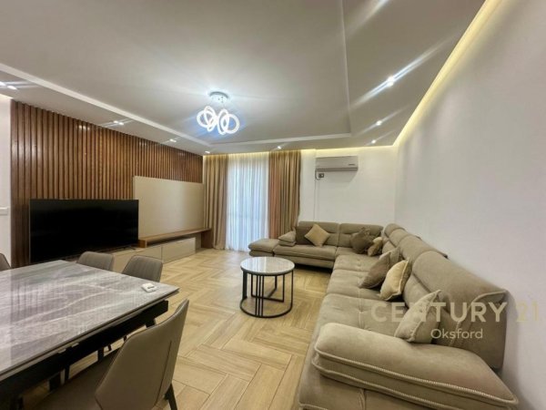 Tirane, jepet me qera apartament 2+1 Kati 4, 100 m² 800 € (Mozaiku i Tiranes)