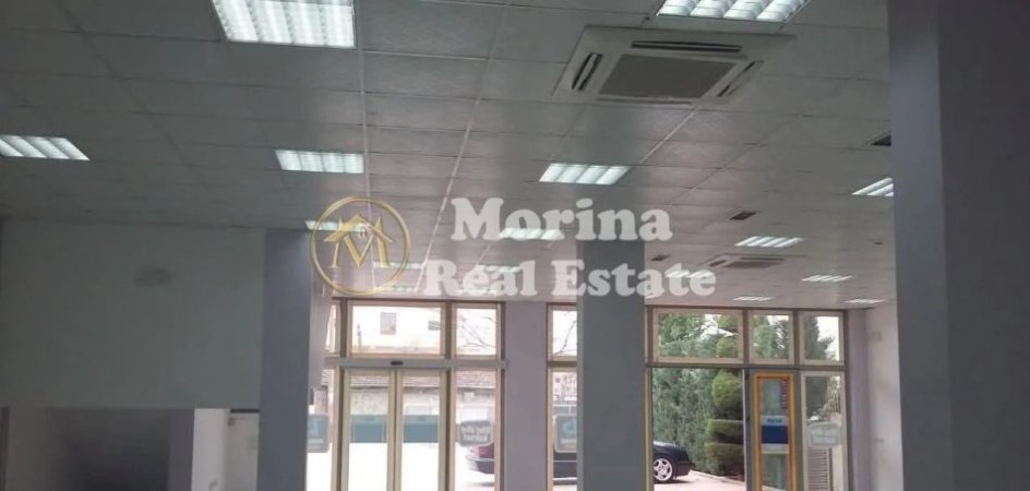 Tirane, jepet me qera ambjent biznesi Kati 1, 230 m² 1.400 € (Kamez)