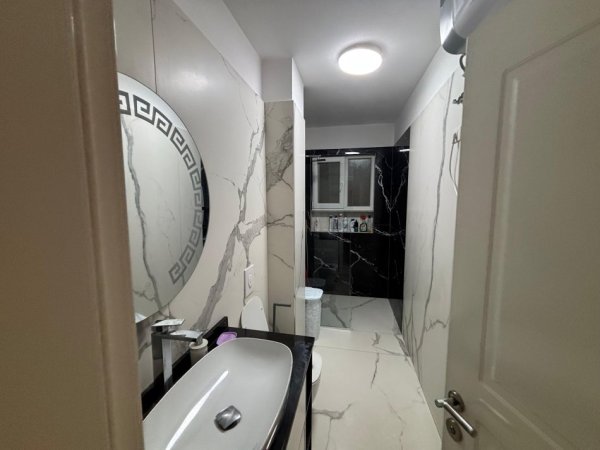 Tirane, jepet me qera apartament 2+1 Kati 2, 110 m² 600 € (Vila L)