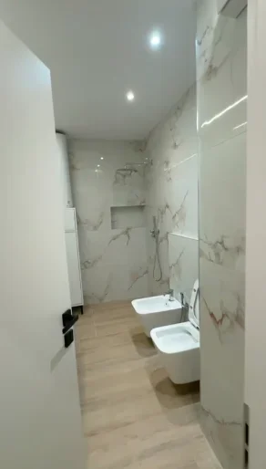 Tirane, shitet apartament 2+1 Kati 1, 93 m² 250.000 € (Myslym shyri)