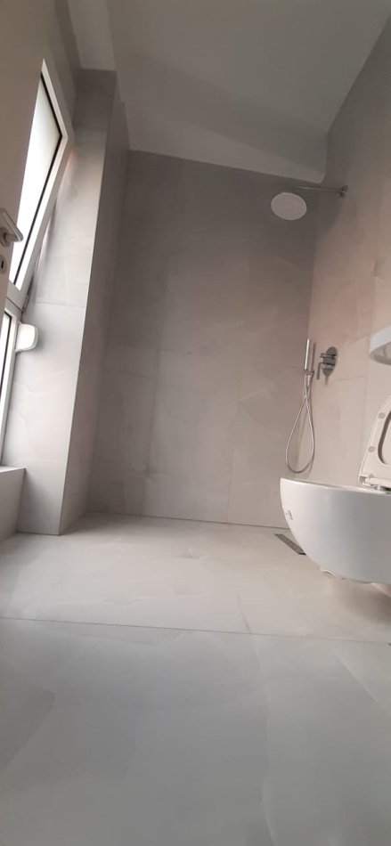 Tirane, jepet me qera apartament 1+1 Kati 2, 250 € 