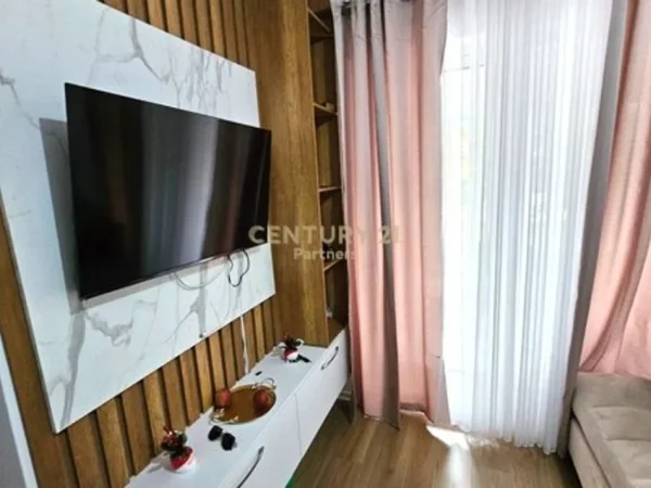 Tirane, shes apartament 2+1 Kati 1, 74 m² 115.000 € (Ali Demi)