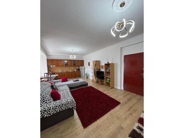 Tirane, shes apartament 2+1 Kati 7, 85 m² 135.000 € (5 Maj)