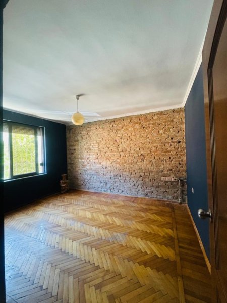 Tirane, jepet me qera apartament 2+1 Kati 2, 85 m² 55.000 leke