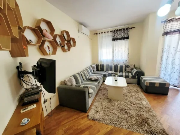 Tirane, shitet apartament 1+1 Kati 2, 69 m² 91.000 € 