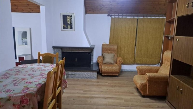 Tirane, jepet me qera apartament 1+1 Kati 3, 80 m² 45.000 leke