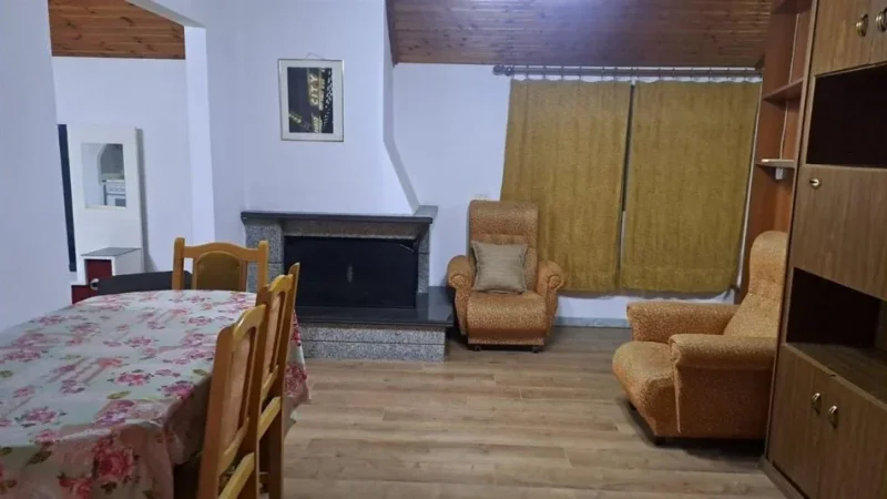 Tirane, jepet me qera apartament 1+1 Kati 3, 80 m² 45.000 leke