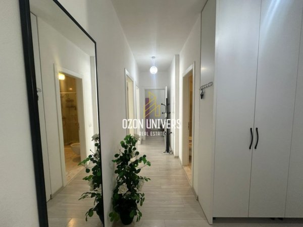 Tirane, jepet me qera apartament 3+1+Ballkon , 100 m² 600 € (kinostudio)