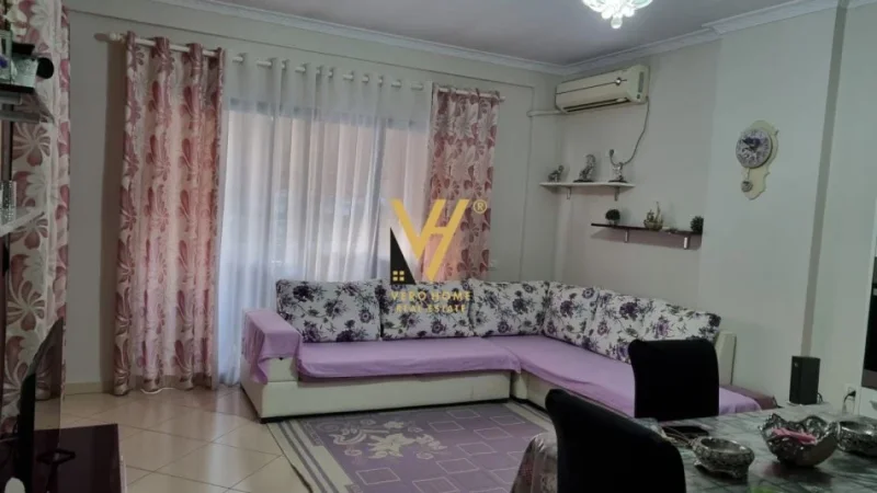 Tirane, jepet me qera apartament 2+1 Kati 4, 69 m² 500 € (YZBERISHT)