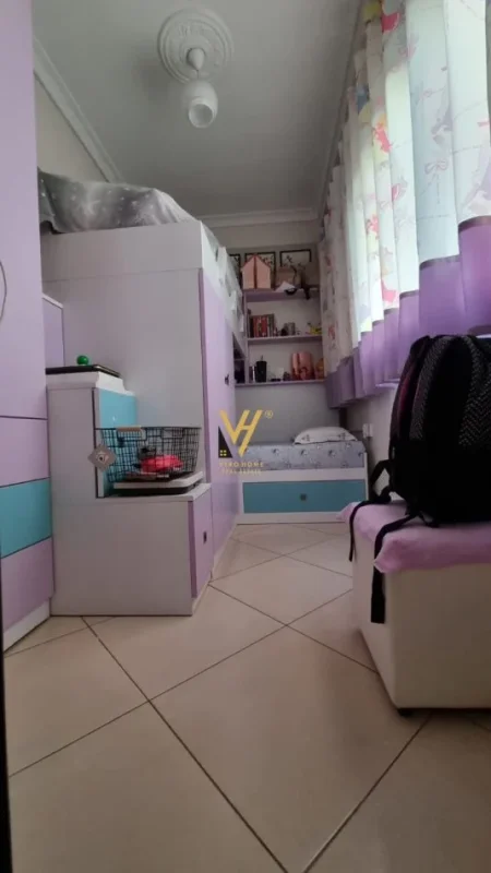 Tirane, jepet me qera apartament 2+1 Kati 4, 69 m² 500 € (YZBERISHT)